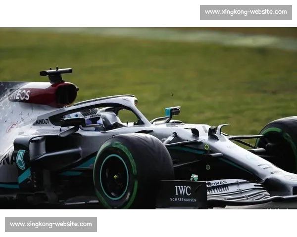 F1电竞年度赛燃情开跑,谁将问鼎虚拟赛道之王!